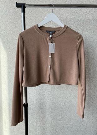 Укорочённая кофточка лонгслив на пуговицах