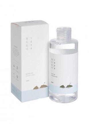 Увлажняющий тонер с эффектом пилинга round lab 1025 dokdo toner 200 ml6 фото