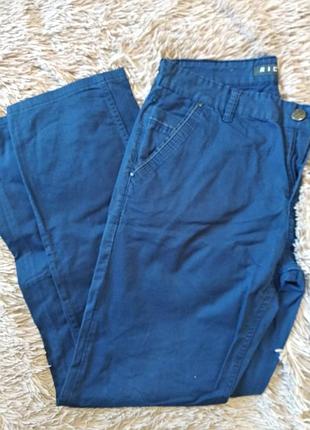 Чоловічі штани синього кольору в ідеальному стані