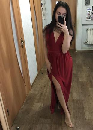 Шикарне червоне плаття в підлогу1 фото