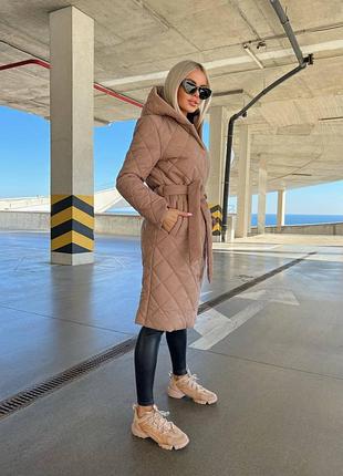 Теплая куртка пальто на поясе стеганая зимняя стеганая с поясом трендовая стильная базовая...