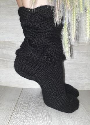 Жіночі вʼязязані шкарпетки