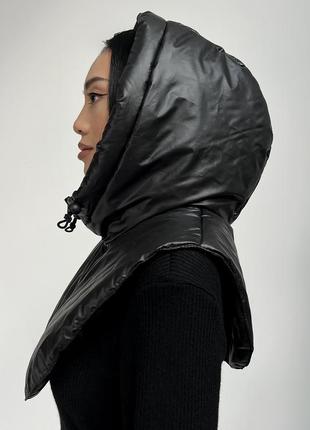 Зимовий капор у чорному кольорі