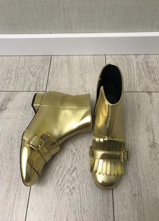 Золотые ботинки topshop