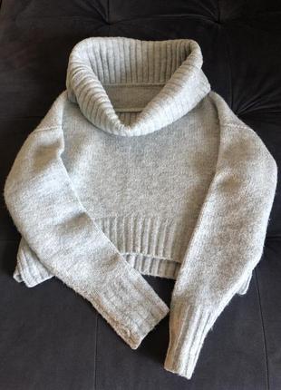 Светр  з великим горлом