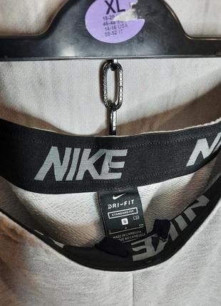 Крутые мужские серые базовые спортивные штаны nike dri-fit5 фото