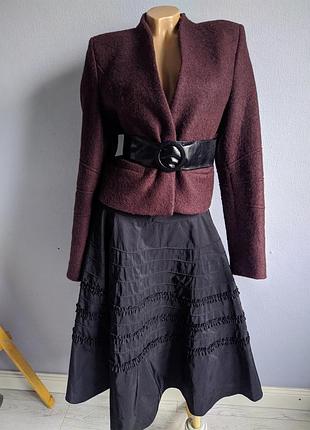 Спідниця полусонце, висока посадка.