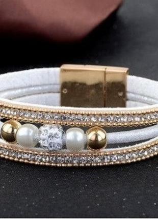 Жіночий браслет стильний модний