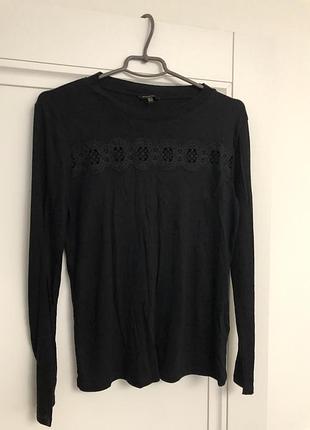 Теплий , дуже приємний светр