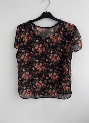Базова кофта футболка шифонова у квітковий принт5 фото