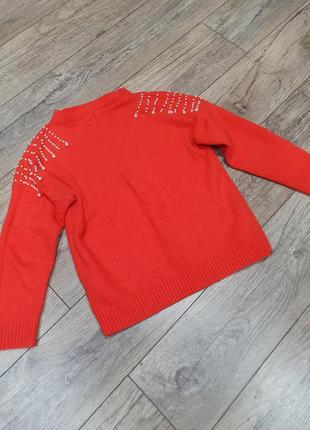 Гарний светр