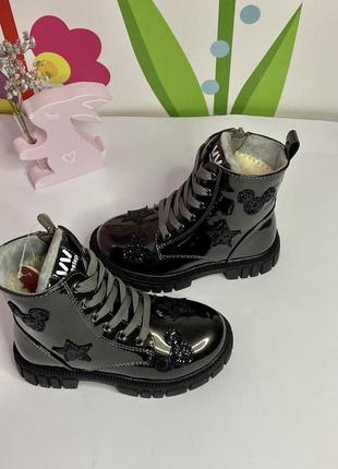 Зимові черевички для дівчинки