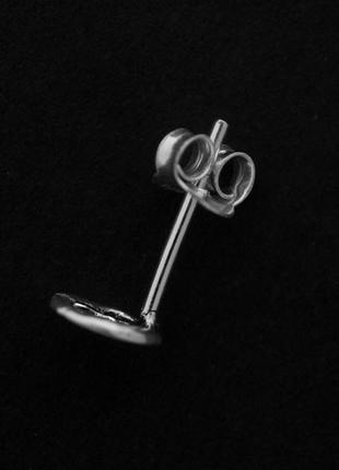 Серьга-гвоздик сова (контур) (серебро, 925 проба)2 фото