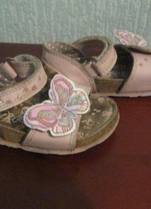 Босоножки для малышки 3