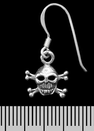 Серьга-крючок пиратский череп (серебро, 925 проба)1 фото