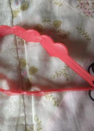 Силиконовый обруч с сердечками 3