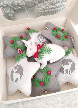 Новорічні іграшки на ялинку, іграшки з фетру, різдвяна зірка