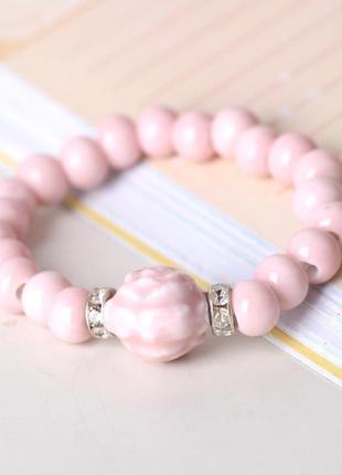 Літній жіночий браслет з керамічними намистинами «рожева ніжність» (рожевий)