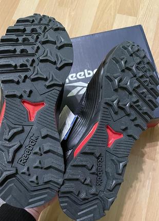 Продам новые оригинальные ботинки reebok p.37,5 стелька 24см5 фото