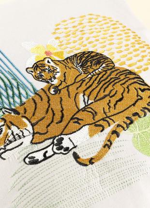 Подушка декоративна tiger з вишивкою тм ideia 50х50 см5 фото