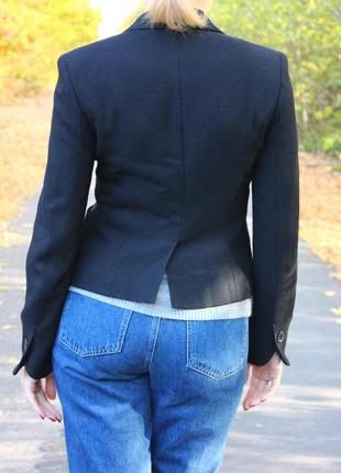 Женский чёрный короткий пиджак на двух пуговицах next размер 8 10 s m 36 38 некст2 фото