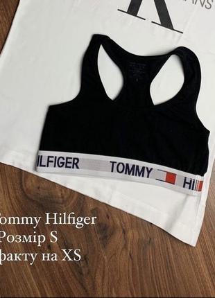 Чорний топ tommy hilfiger