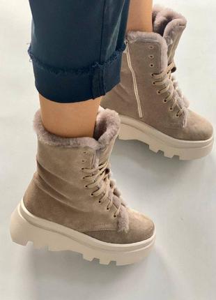 Ботинки женские замшевые бежевые со шнуровкой зимние6 фото