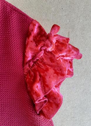 Яскрава червона фактурна сукня з велюровими рукавами на 7 років6 фото