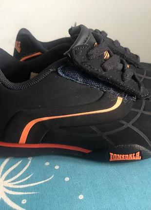 Оригінальні фірмові кросівки lonsdale