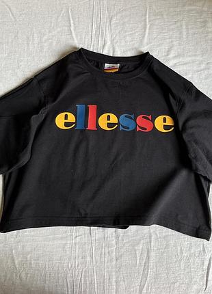 Топ ellesse
