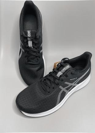 Asics кросівки для бігу 41.5