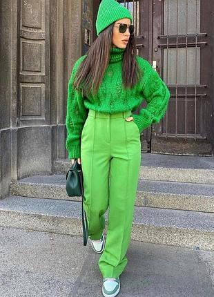 Шикарні зелені штани zara