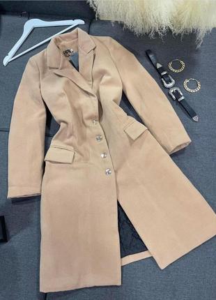 Класичне двобортне пальто