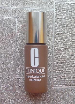 Суперсбалансированный тональний крем clinique superbalanced silk makeup spf151 фото