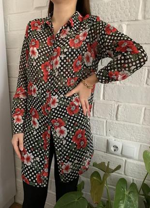 Стильна принтована блуза