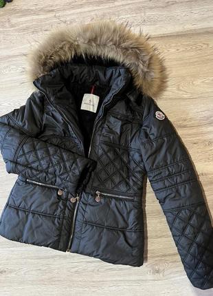 Фирменная куртка moncler зимняя