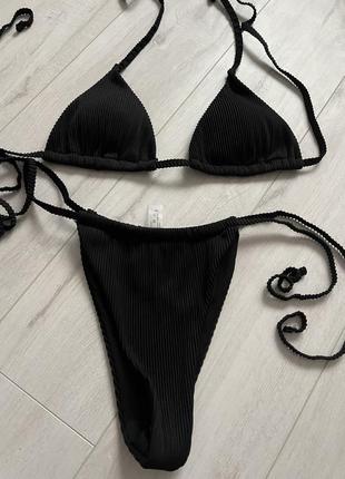 Сексуальный купальник в рубчик