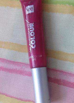 Красивый глянцевый розовый малиновый блеск для губ