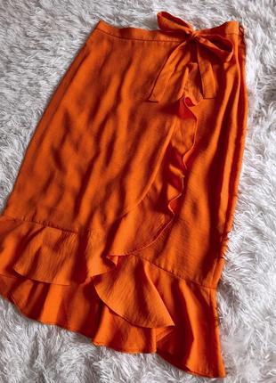 Яркая оранжевая юбка george с имитацией запаха4 фото