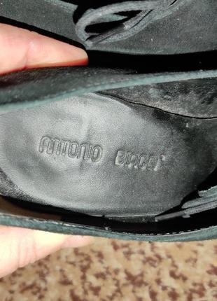 Черные замшевые туфли с золотистым каблуком antonio biaggi5 фото