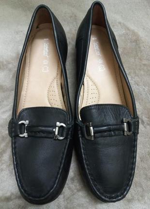 Туфли мокасины фирменные кожа жен. 39р.clarks soleflex индии
