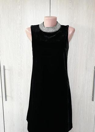 Велюрову сукню