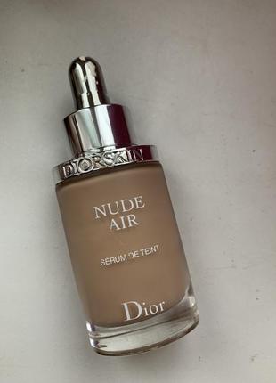 Dior diorskin nude air serum de teint - тональная основа для лица