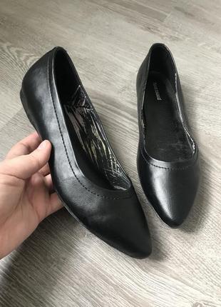 Туфлі лодочки чорні