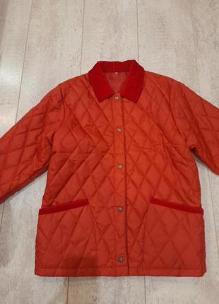 Шикарна демисезонна стьобана куртка