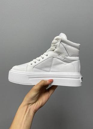 Жіночі кросівки prada quilted nylon женские кроссовки прада