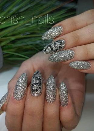 Серебряный, серый светоотражающий гель лак