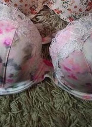 Бюстгальтер ливчик на поролоне 80-85 с д