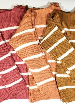Женский свитер карамельно-коричневый реглан в полоску (разные цвета)6 фото