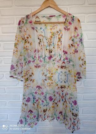 Шифонова блуза туніка з ніжним принтом